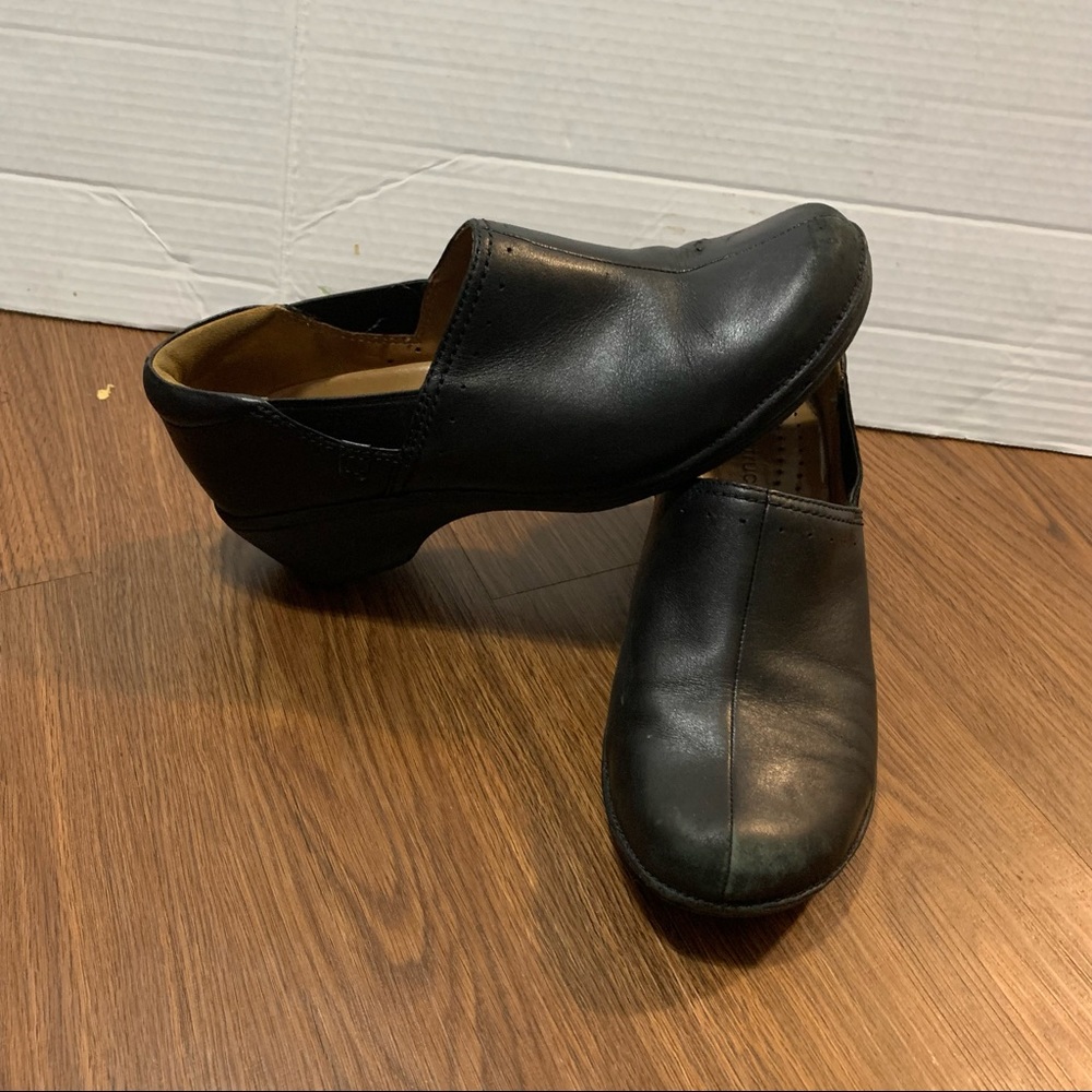 Structured Clark’s Shoes - Picture 6 of 10